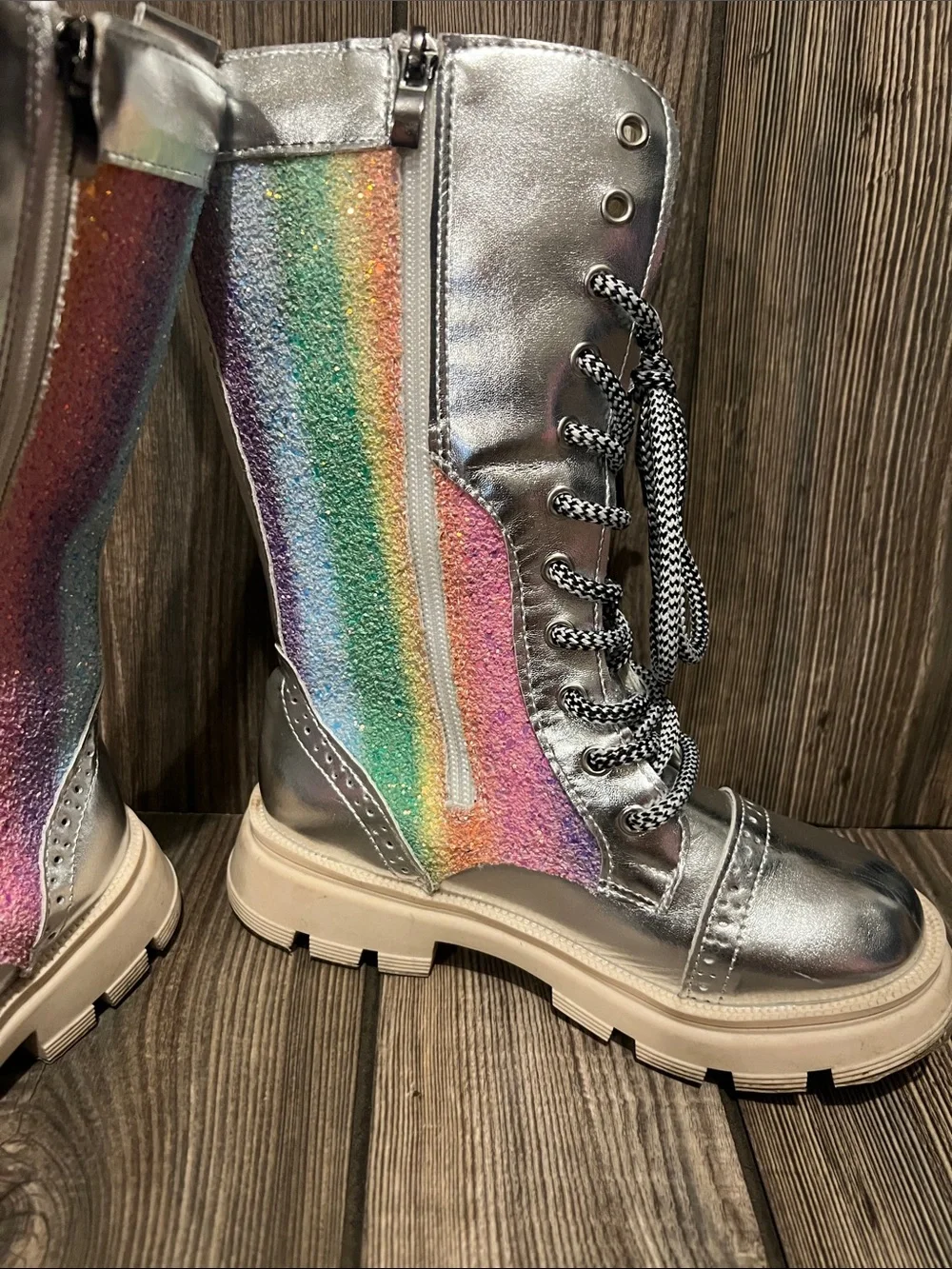 Source Unknown Silver Combat Boots with Rainbow Glitter Panel